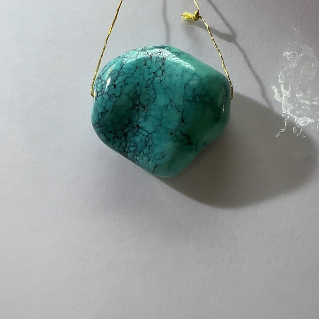 绿松石未镶嵌挂件