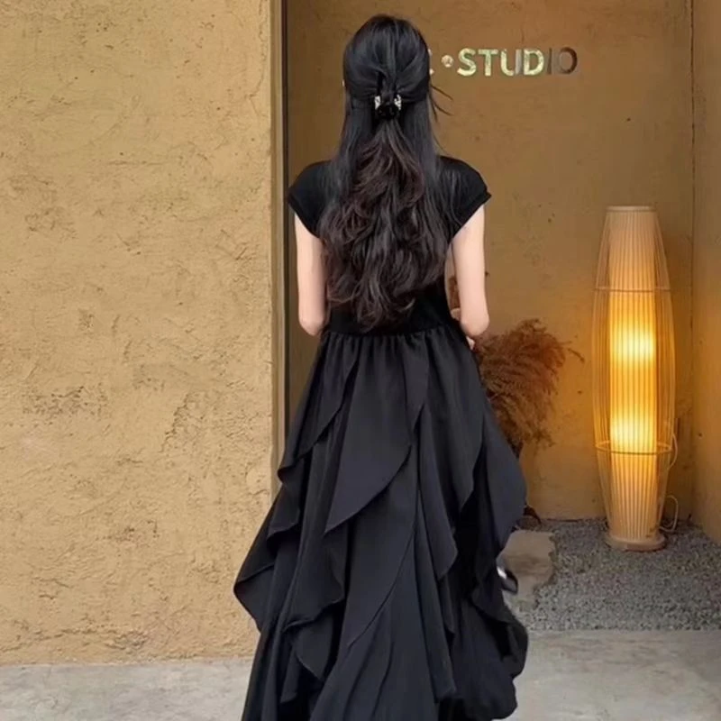 气质网红爆款新款纯色时尚小黑裙女装裙子高级设计感连衣裙