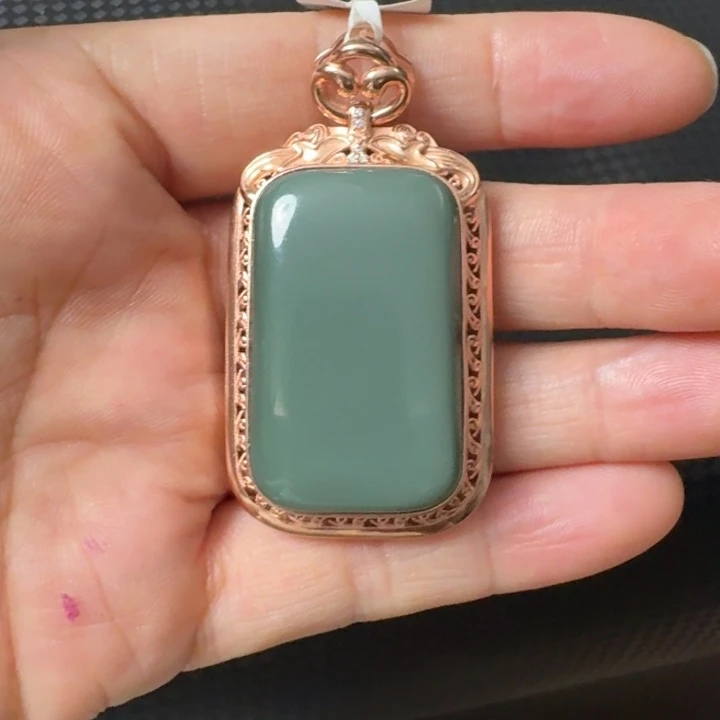 和田玉银S925镶嵌颈饰鸭蛋青无事牌