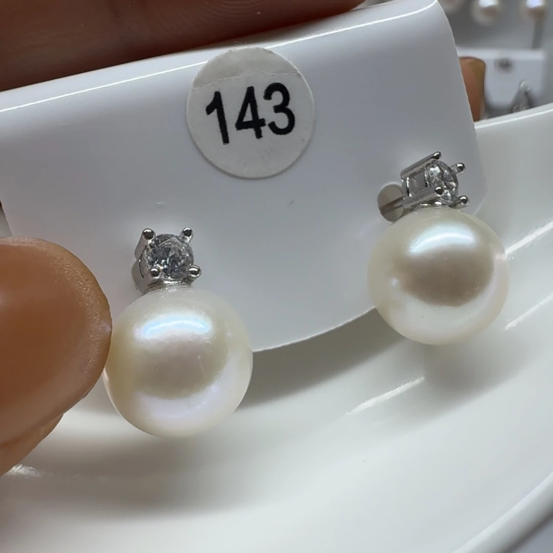 银S925镶嵌淡水珍珠耳饰珍珠