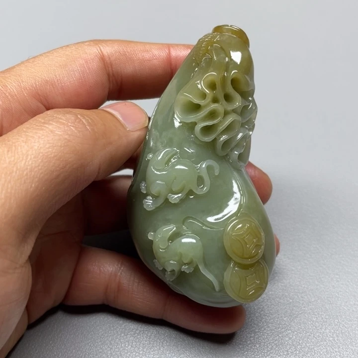 吊坠(不含链)未镶嵌和田玉吾**狂