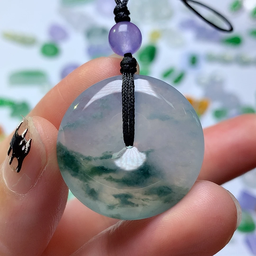 翡翠未镶嵌颈饰扣