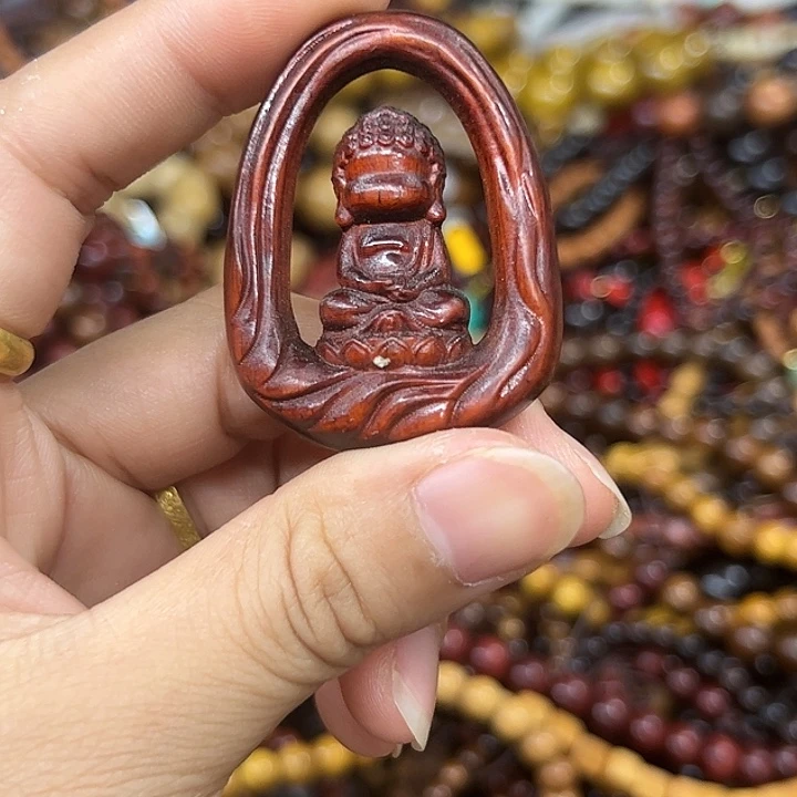 维腊木（绿檀）无事牌