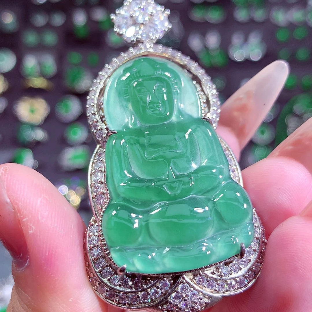 翡翠未镶嵌颈饰挂件