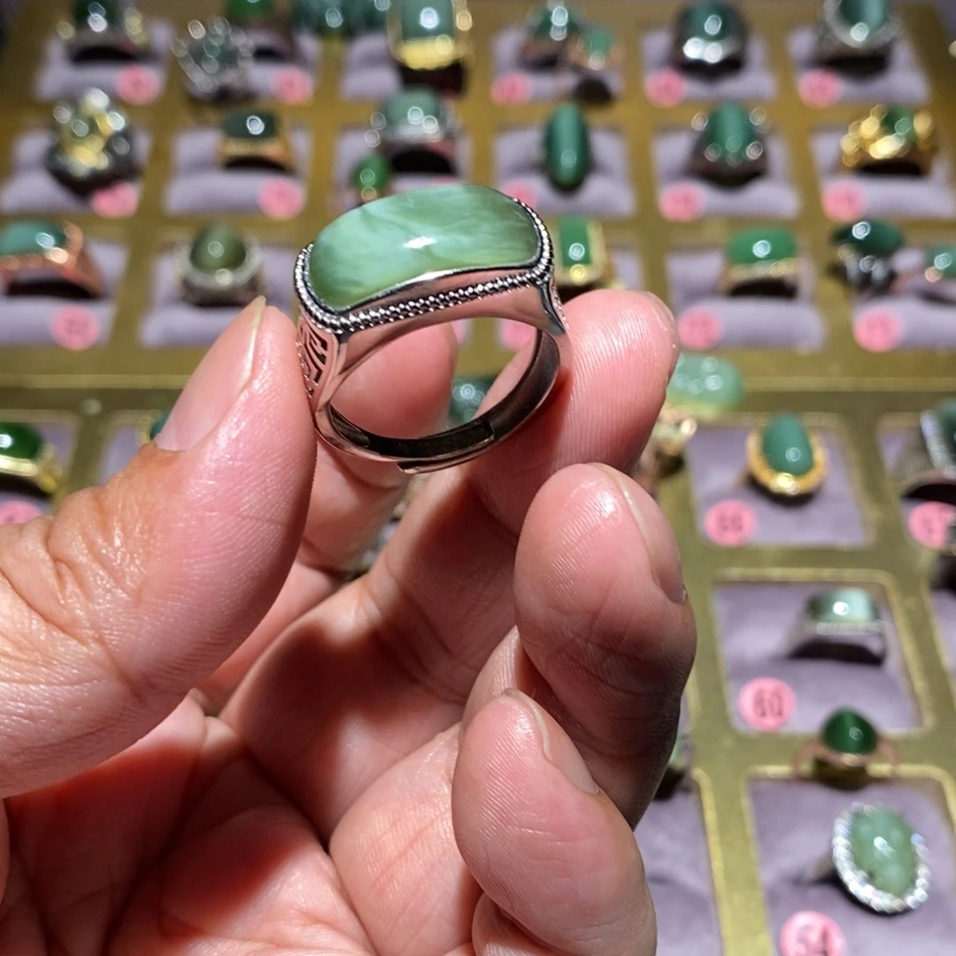 和田玉（碧玉）戒指未镶嵌