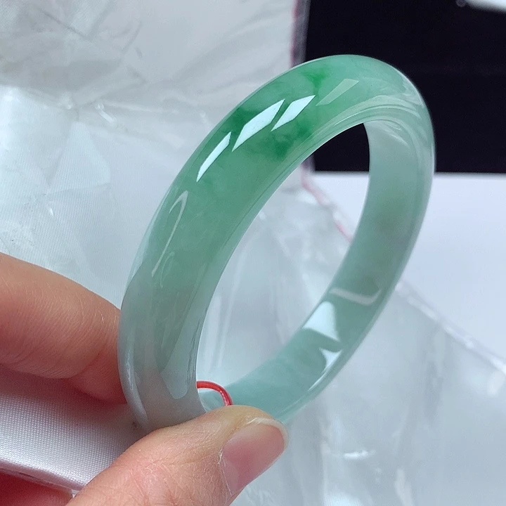 未镶嵌手镯翡翠58圈