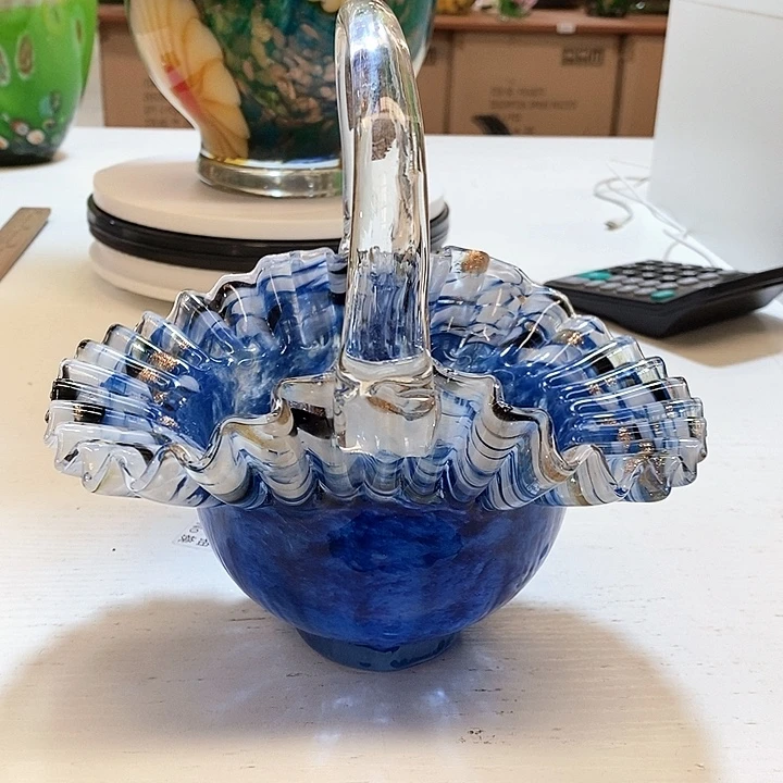 花蓝高21厘米口径约22厘米