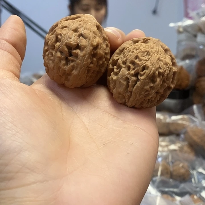 大***歪文玩核桃把件39红锦鲤油