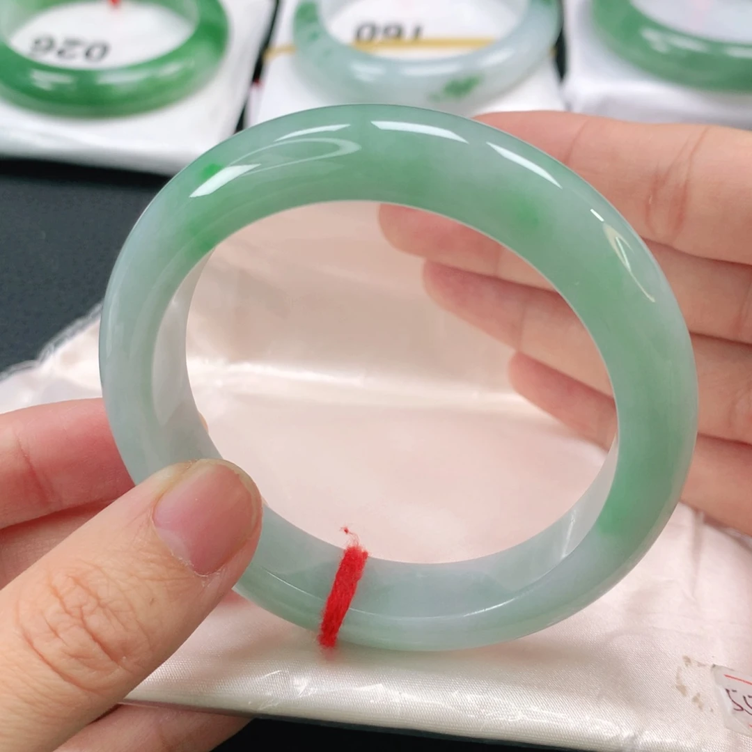 未镶嵌手镯翡翠缅甸55.8