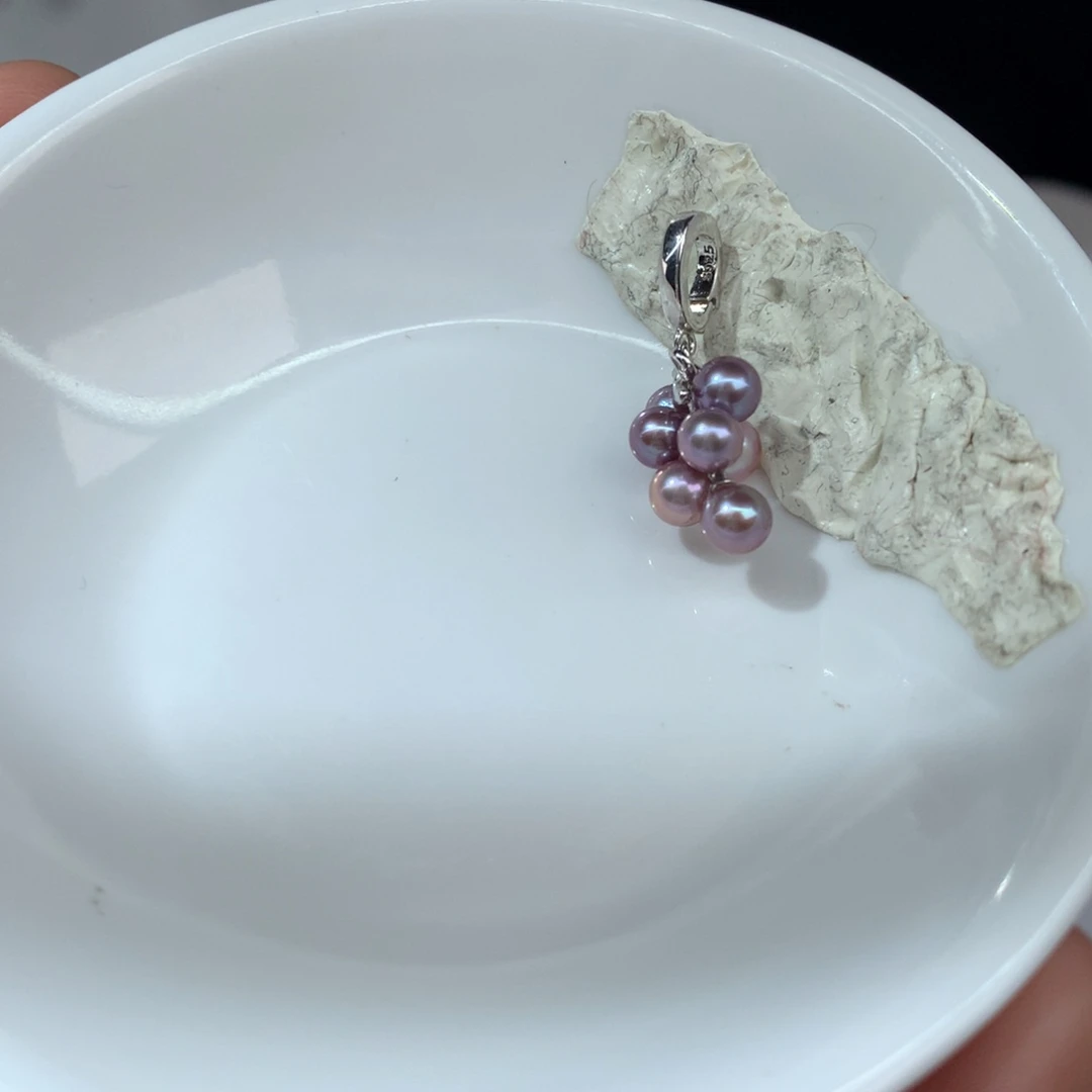 B***e淡水珍珠吊坠银S925镶嵌
