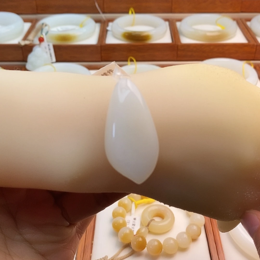 和田玉（白玉）未镶嵌手链