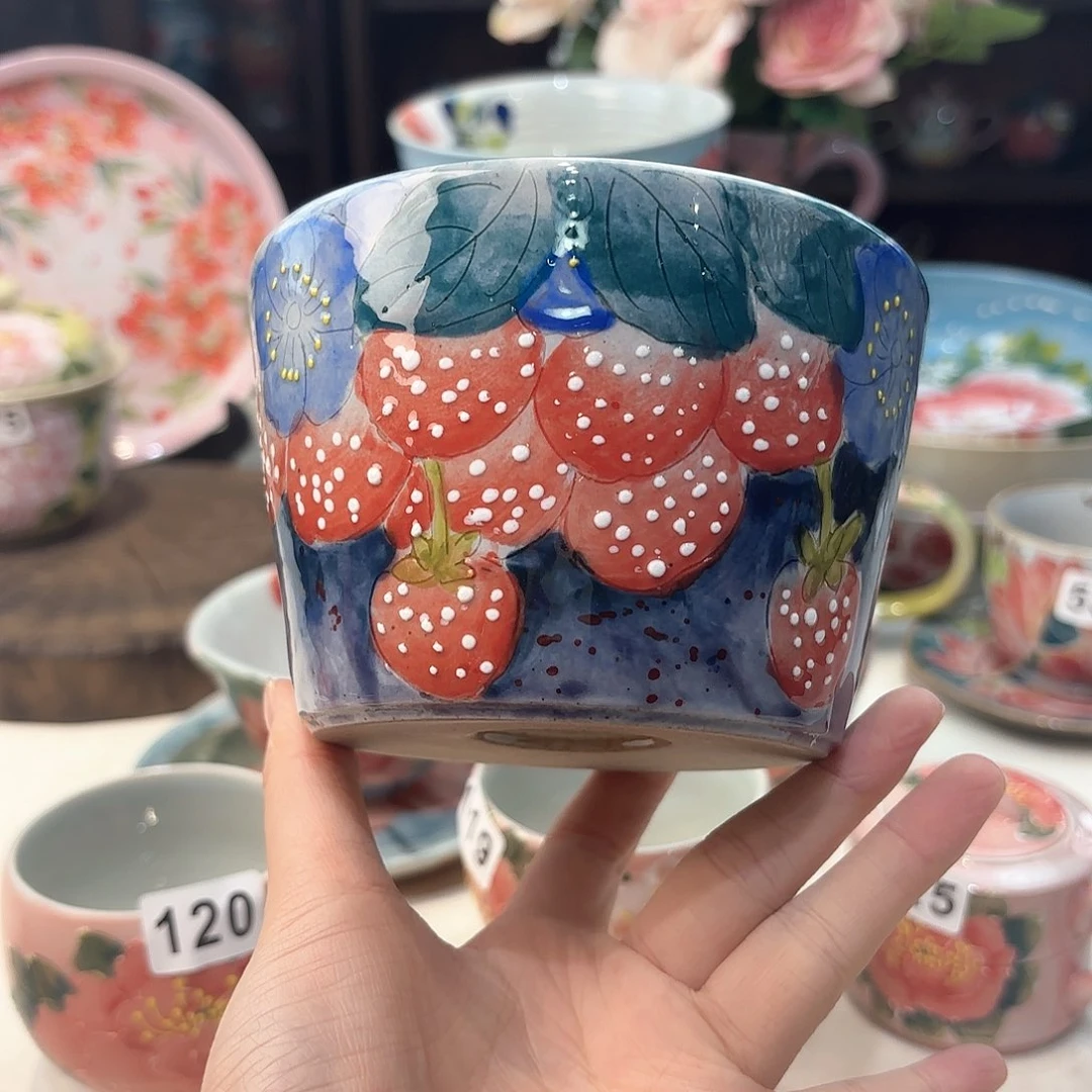 瓷片哆**喵兔兔好可爱啊