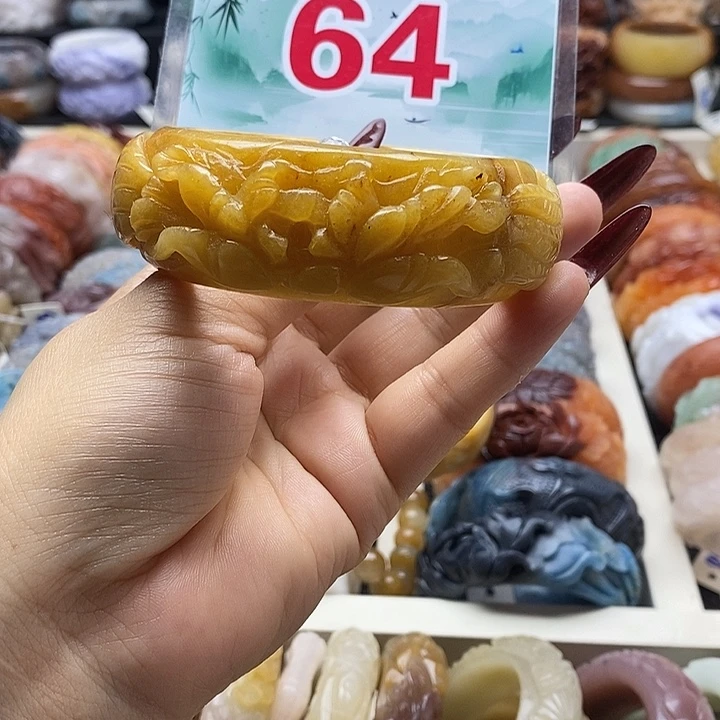 石英质玉手镯未镶嵌