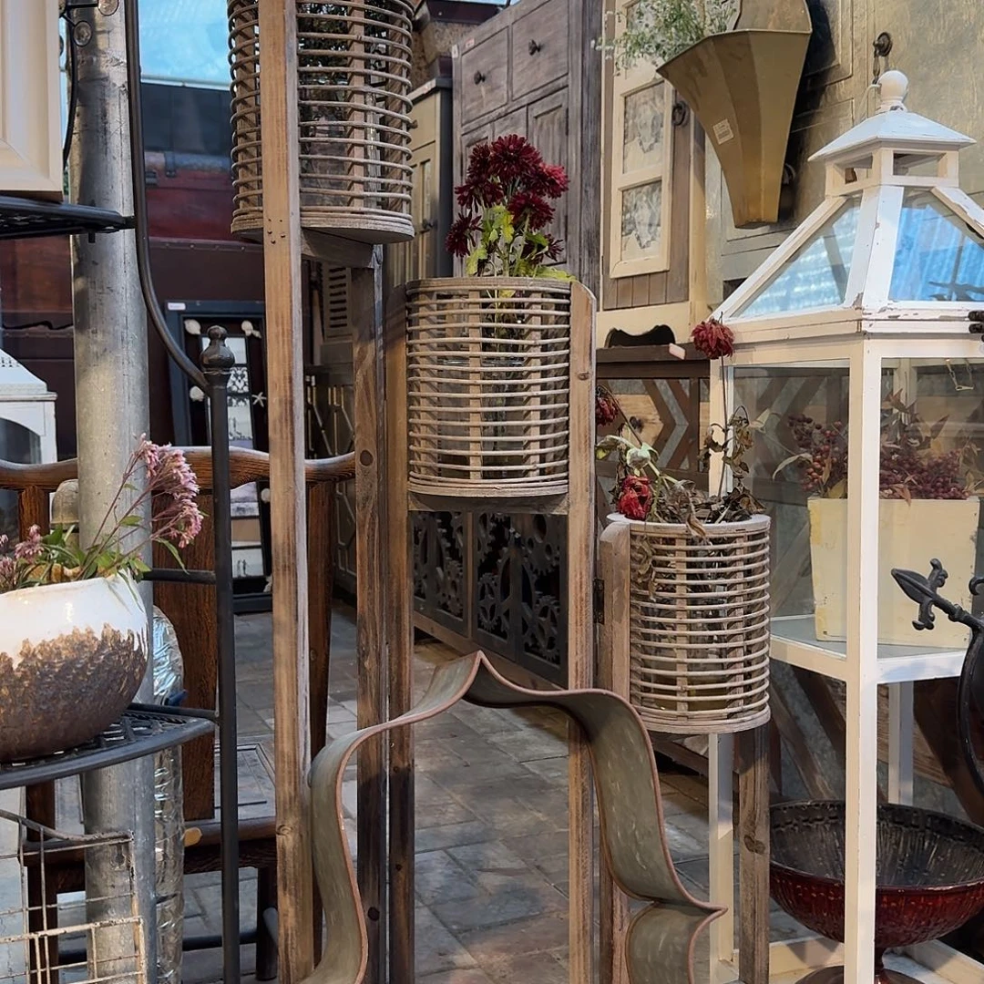 合成树脂实木花架