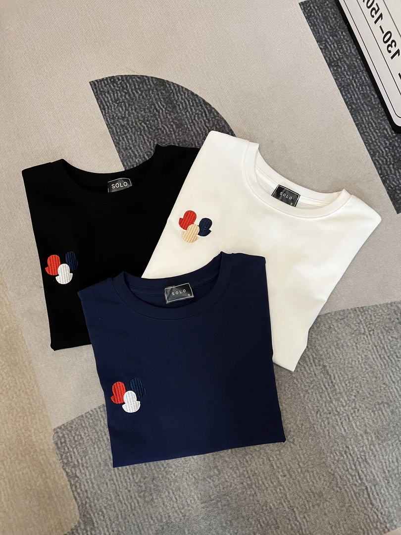 2025新款短袖 简约纽扣笑脸短袖T恤女显瘦百搭上衣3305