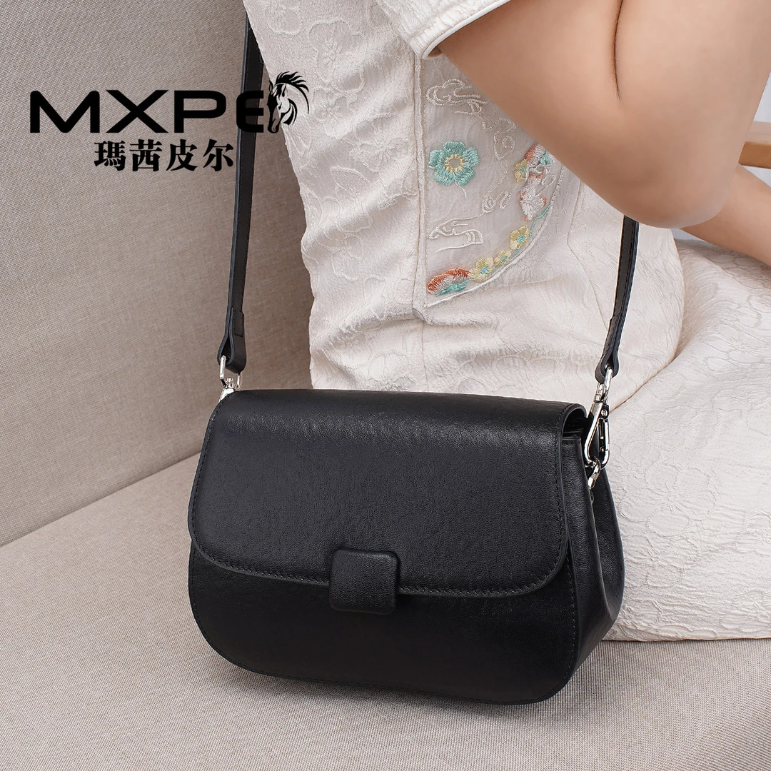 女士斜挎包时尚复古经典翻盖腋下包高档植鞣牛皮通勤款单肩马鞍包