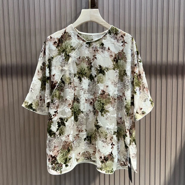 34 水墨烧花盘扣衬衫