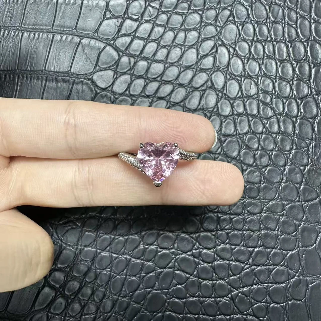 JDP1193阿鲁沙-典藏轻奢粉钻-精工925戒指