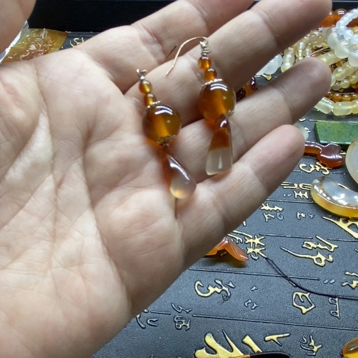 玛瑙/玉髓颈饰未镶嵌
