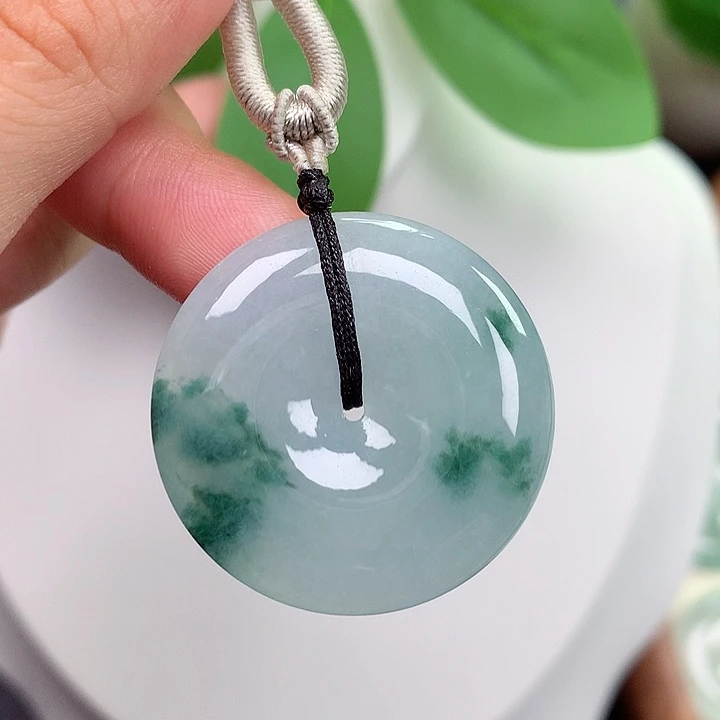 翡翠未镶嵌颈饰平安扣 30.9x6.2mm