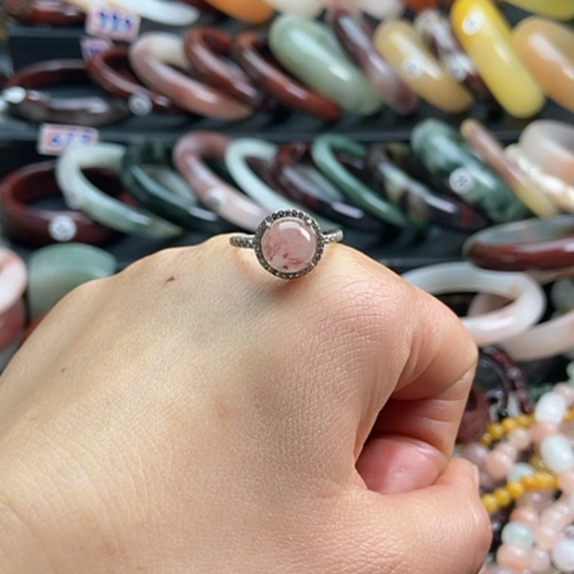 【闪购商品】石英质玉戒指银S925镀金镶嵌꧁****?