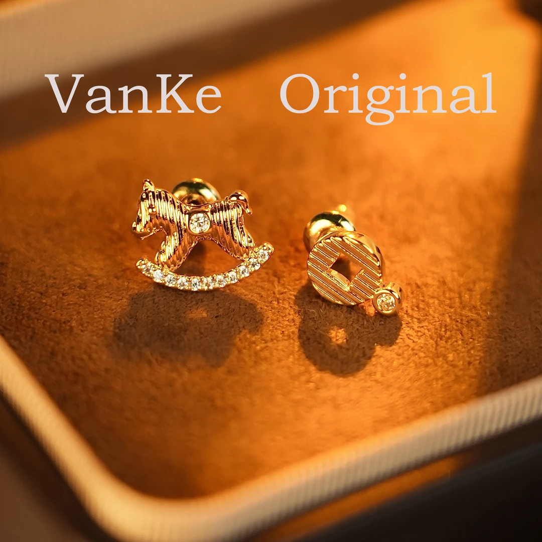 铜合金锆石耳饰 A1688【马上有财】法式女耳钉女经典不对称饰品百搭