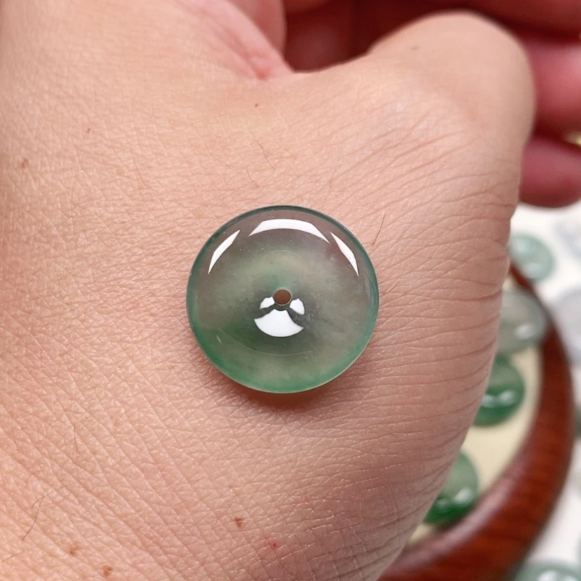 【闪购商品】翡翠未镶嵌吊坠(不含链)