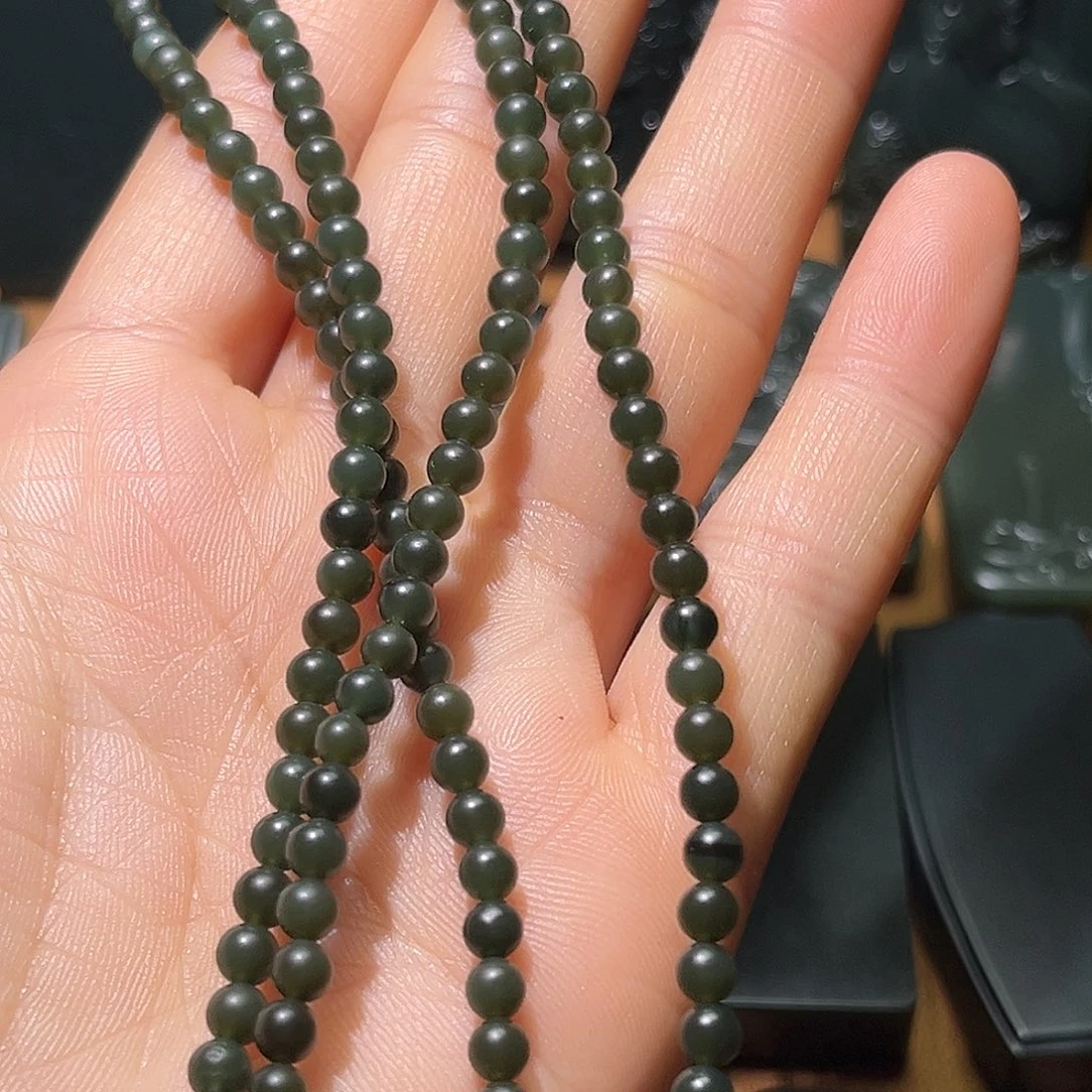 和田玉（青玉）未镶嵌颈饰