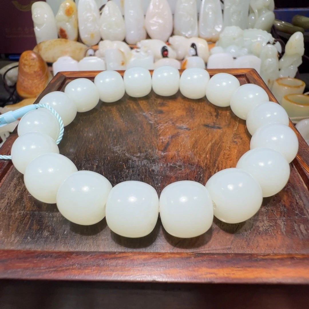 铭***宸和田玉未镶嵌手串