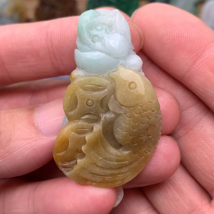 定制翡翠未镶嵌翡翠