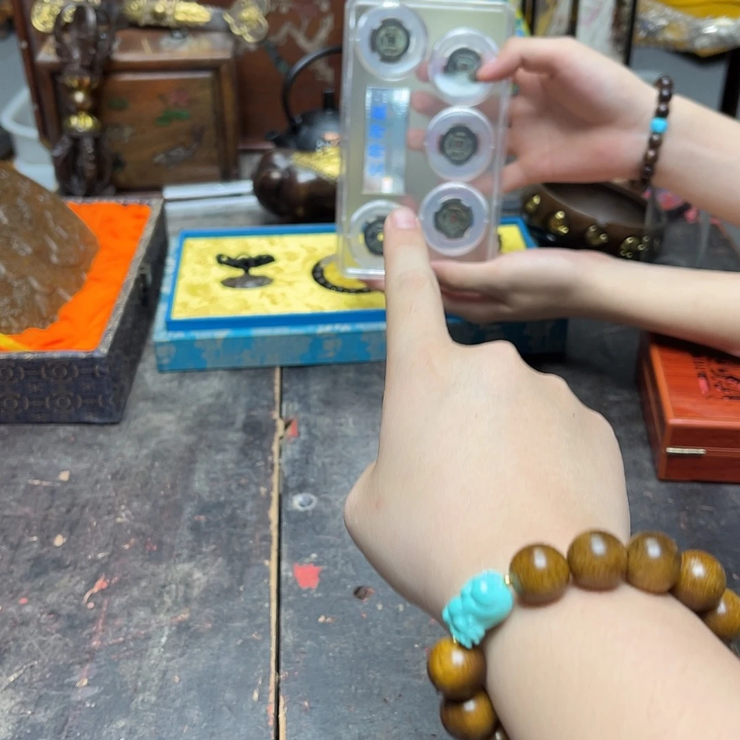 大叶紫檀（黑酸枝木类）