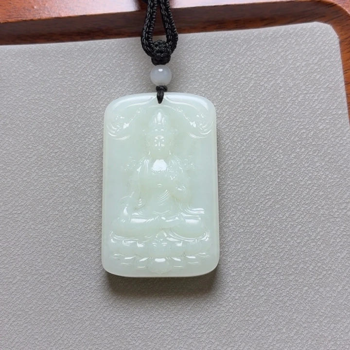 生***对和田玉未镶嵌颈饰