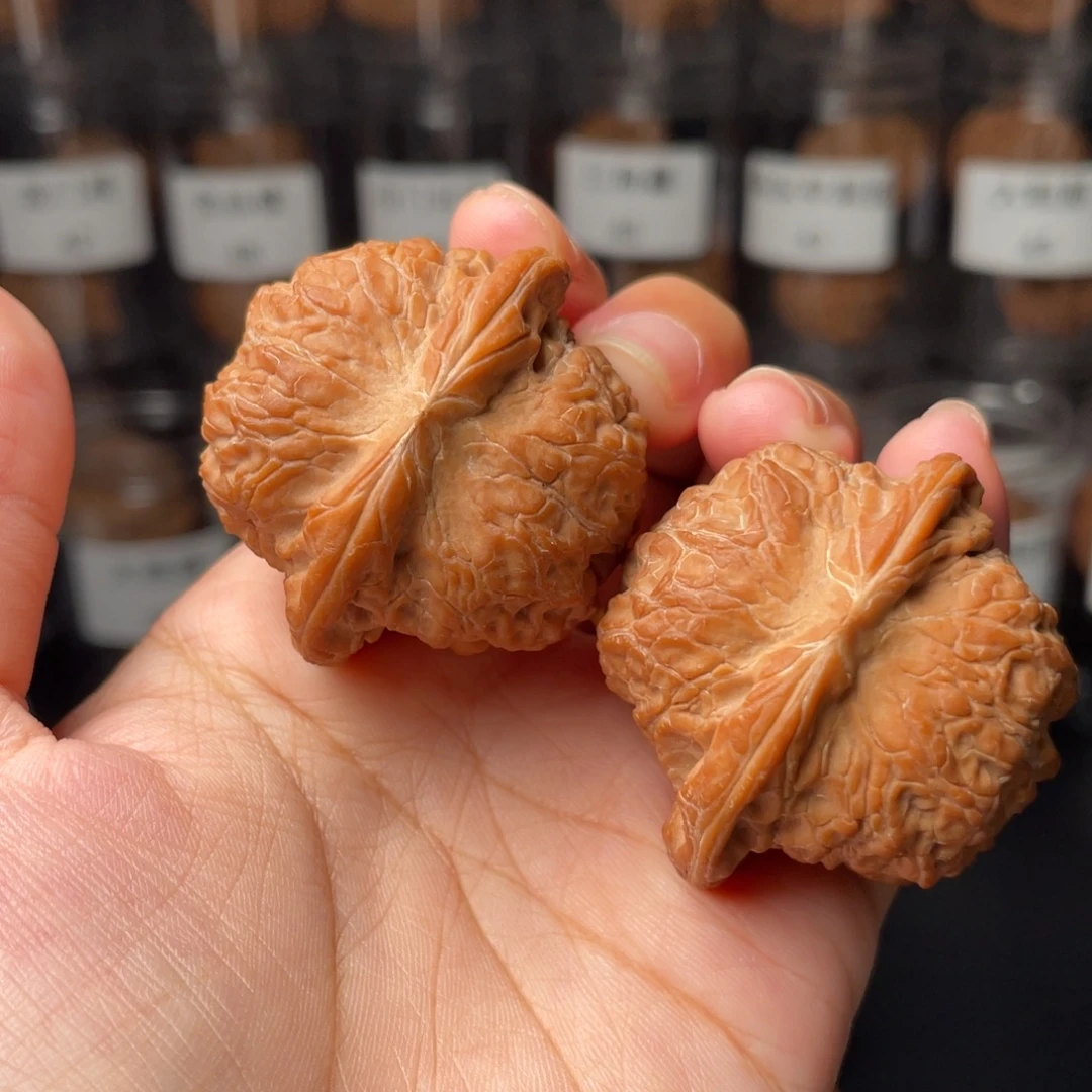*****把件文玩核桃全品41血麒麟