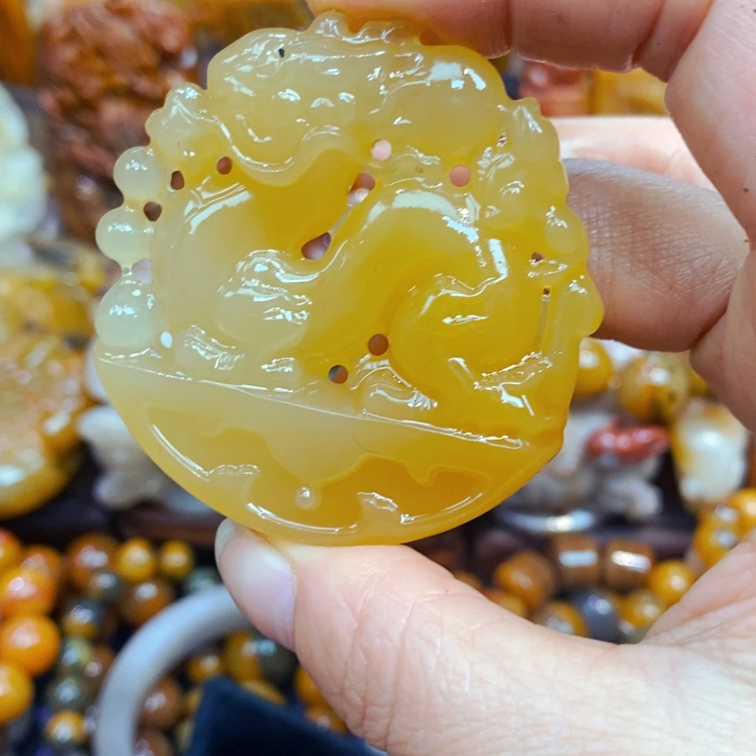 未镶嵌石英质玉（黄龙玉）吊坠(不含链)