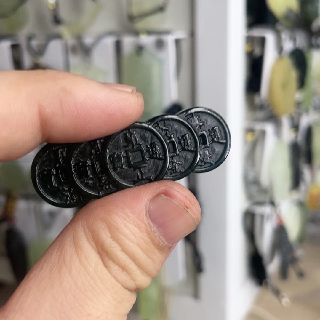 【闪购商品】岫玉颈饰未镶嵌老***茶五帝钱