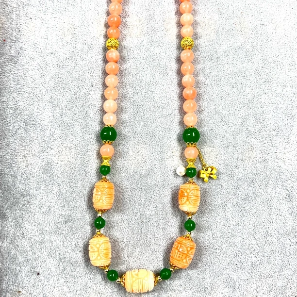 M030-凤凰粉毛衣链