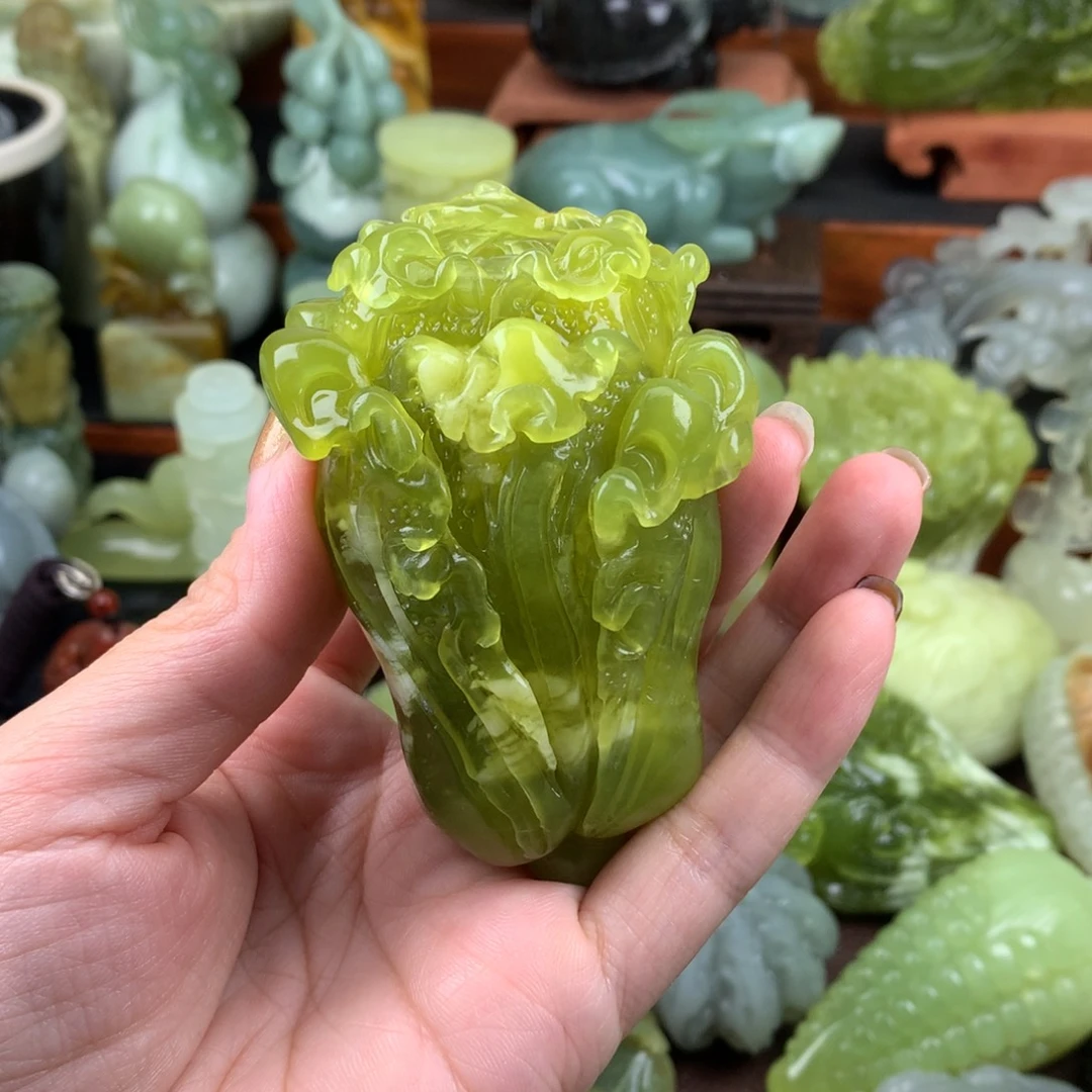 岫玉未镶嵌手把件