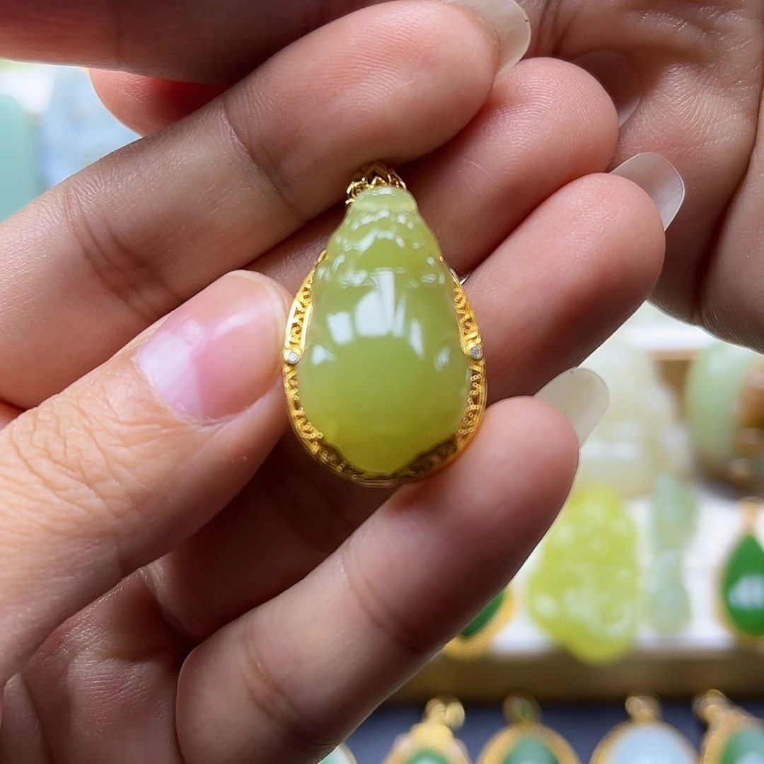 和田玉银S925镶嵌颈饰