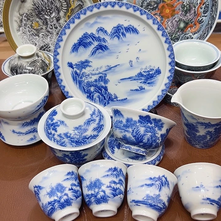 摆件景德镇陶瓷艺术展演厅及景德镇市艺术