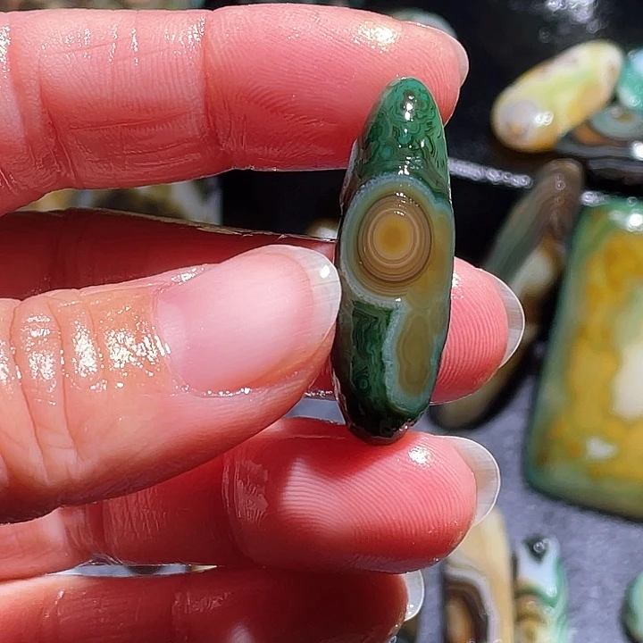 玛瑙/玉髓珠宝奇石未镶嵌澜*