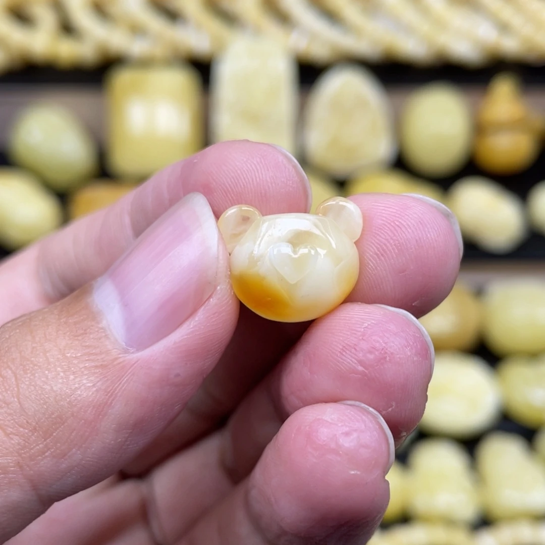 琥珀未镶嵌裸石琥珀蜜蜡