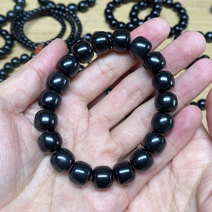 鹏***房和田玉未镶嵌手链