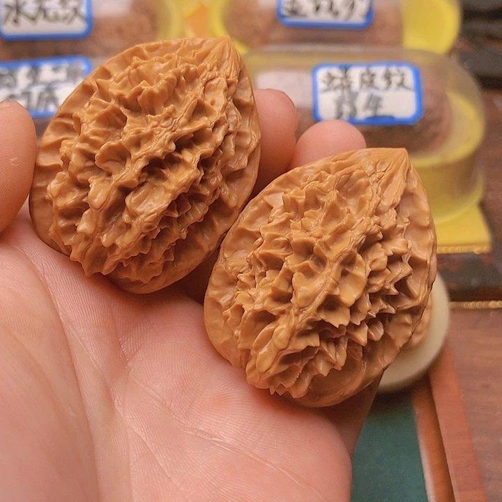 文玩核桃把件边40个肚44爆肉招财鼠