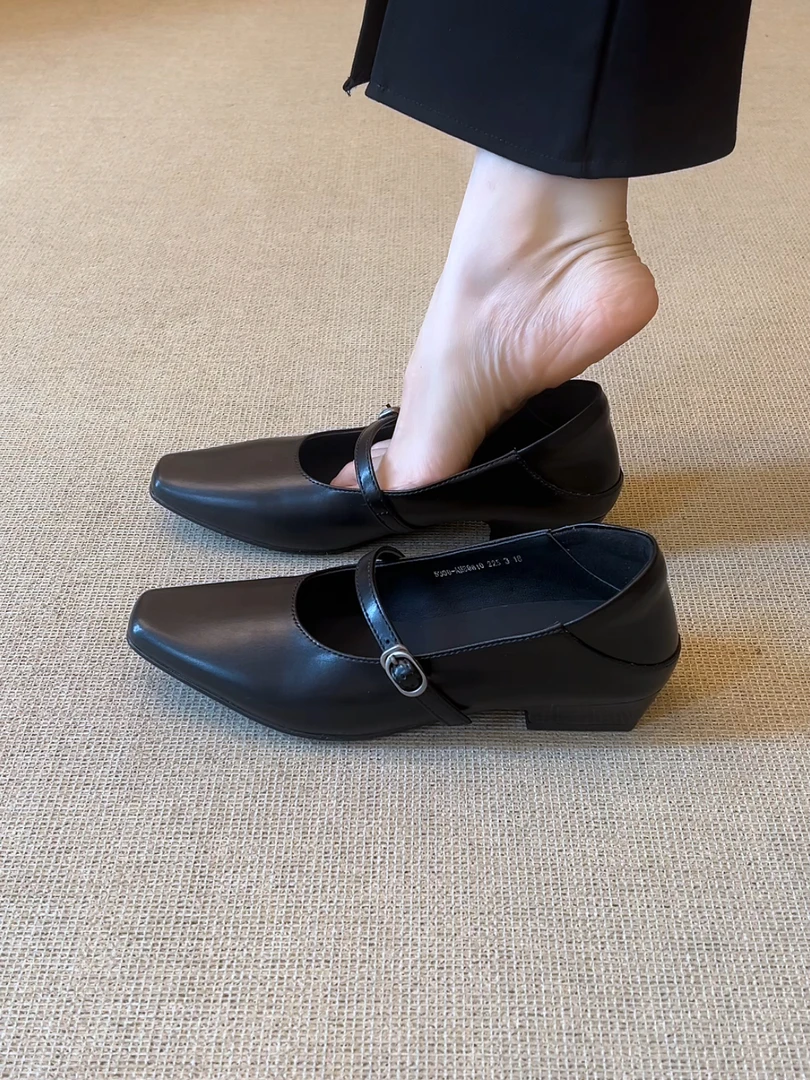 Elingjk/2.5cm两穿简约法式复古纯色方头浅口一字带低跟单鞋