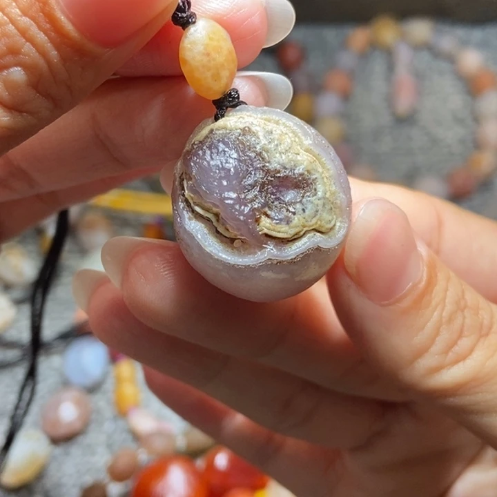 玛瑙/玉髓未镶嵌珠宝半成品