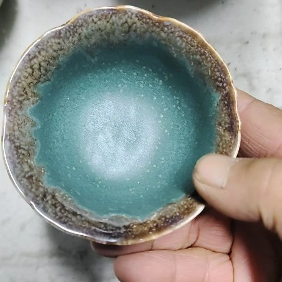 瓷片五厂，七厂各种摆件，瓷片，均有瑕疵！
