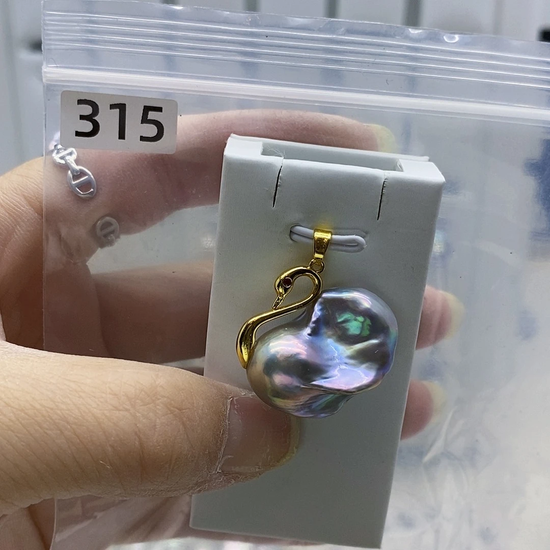 颈饰合金淡水珍珠