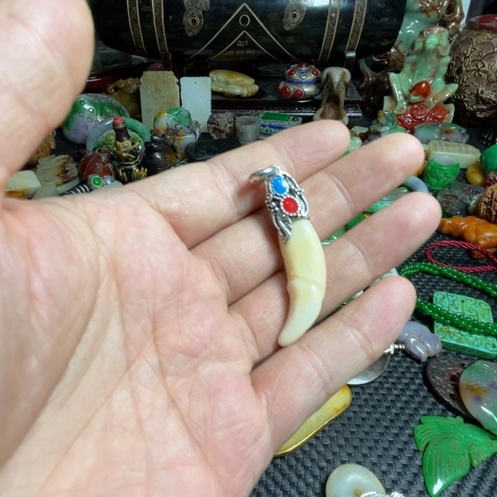 滴血莲花菩提吊坠