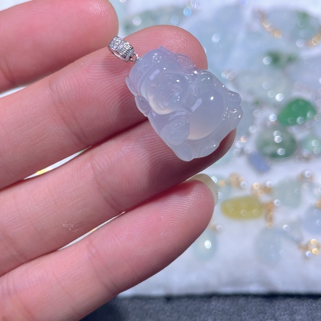 翡翠18K金镶嵌颈饰翡翠