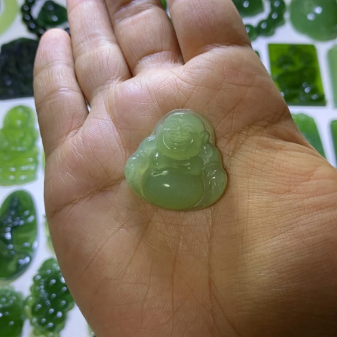 【闪购商品】未镶嵌蛇纹石玉颈饰